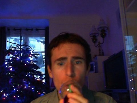 Wiwi égratigne ton absence