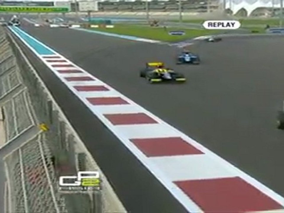Start Almost Flip GP2 Asia 2011 Rd01 Abu Dhabi Race1