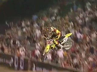 travis pastrana vs disposable hero