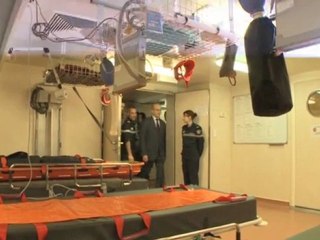 Visite d'Alain Juppé à la Marine Nationale.