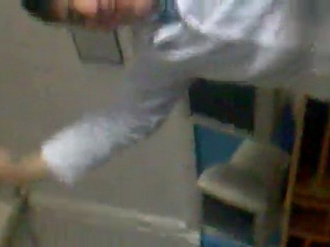 Liseli Dansçı Apaçi