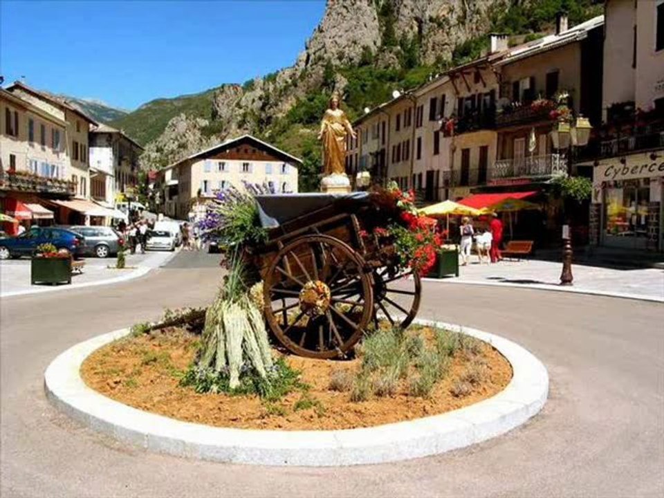 Guillaumes: le Village du 06