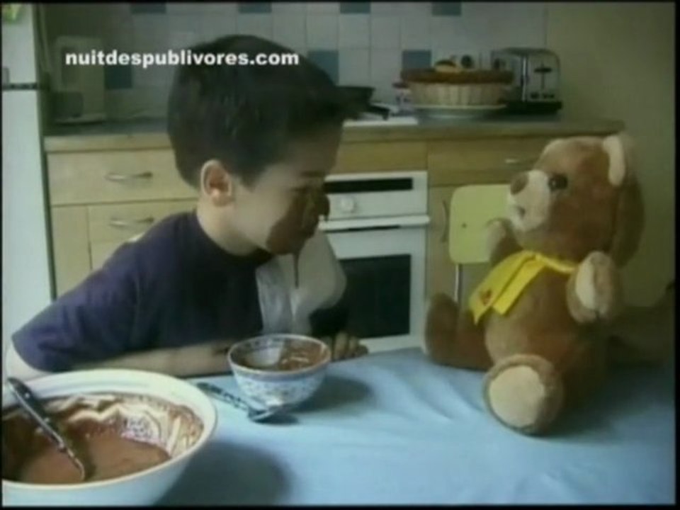 Grumly,  l'ours qui fait des blagues à deux balles !