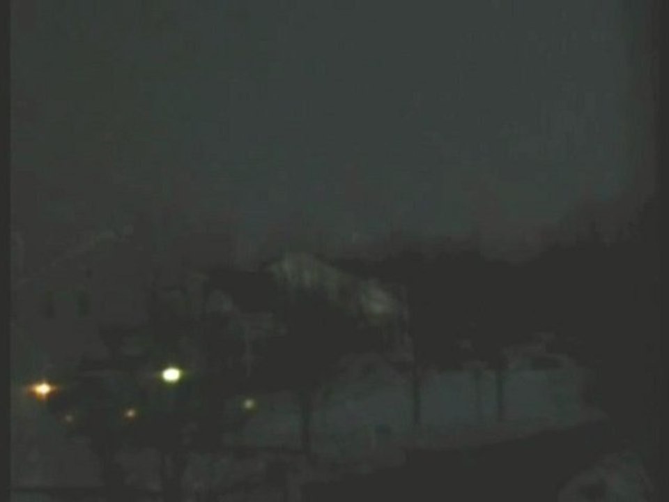 Orange UFOs over Chicago, Illinois 13-Feb-2011