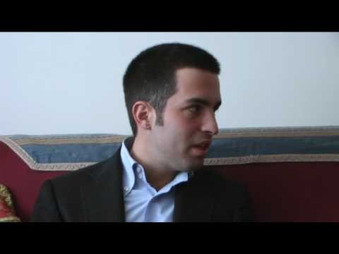 Aversa - Gianmario Mariniello e le strisce blu