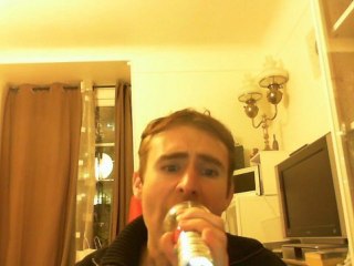 Wiwi égratigne "Jesus" de Jeremy Faith