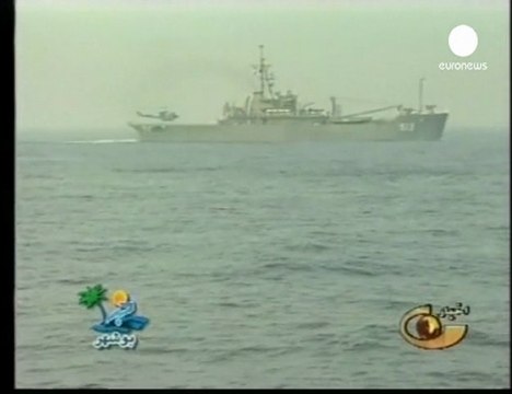 Dos buques de guerra iraníes penetraron en el canal de...