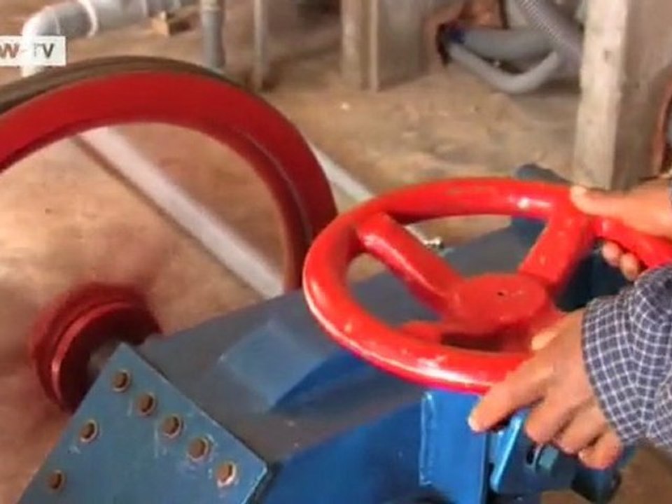 Peru - Hydroelectric power for remote villages | Global 3000