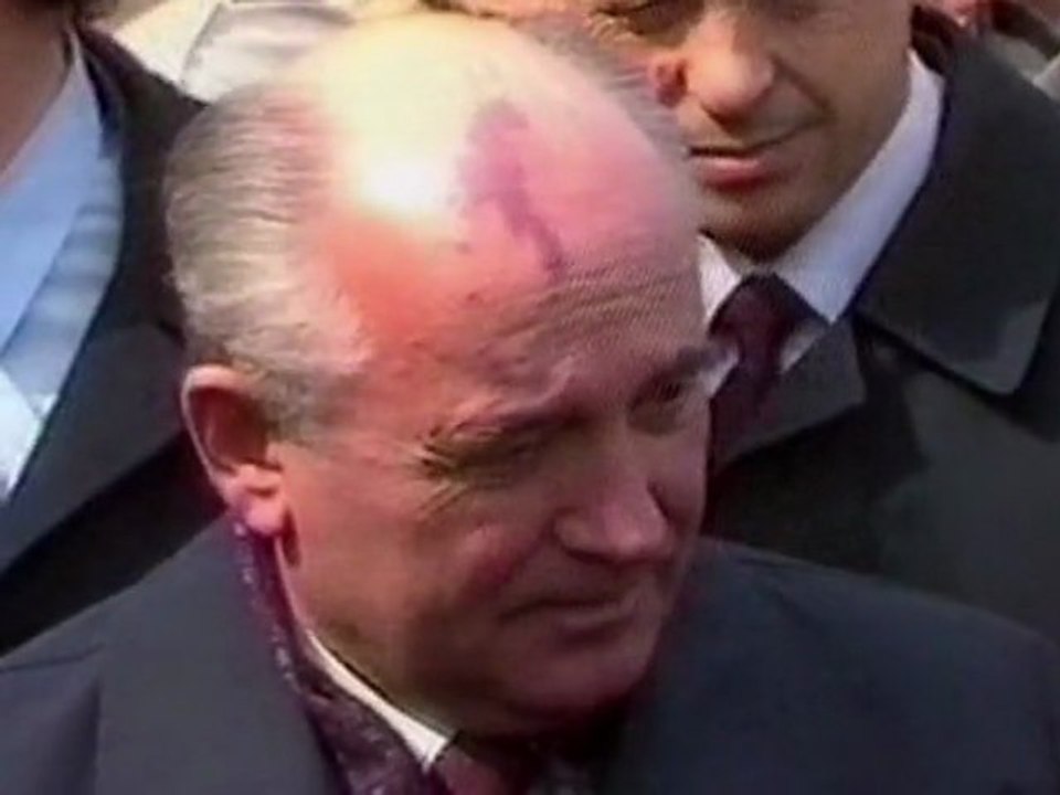 Gorbatschow wird 80 - Ex-Staatschef spaltet Russen