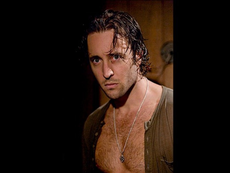 Alex O'Loughlin Photos + Fan Video