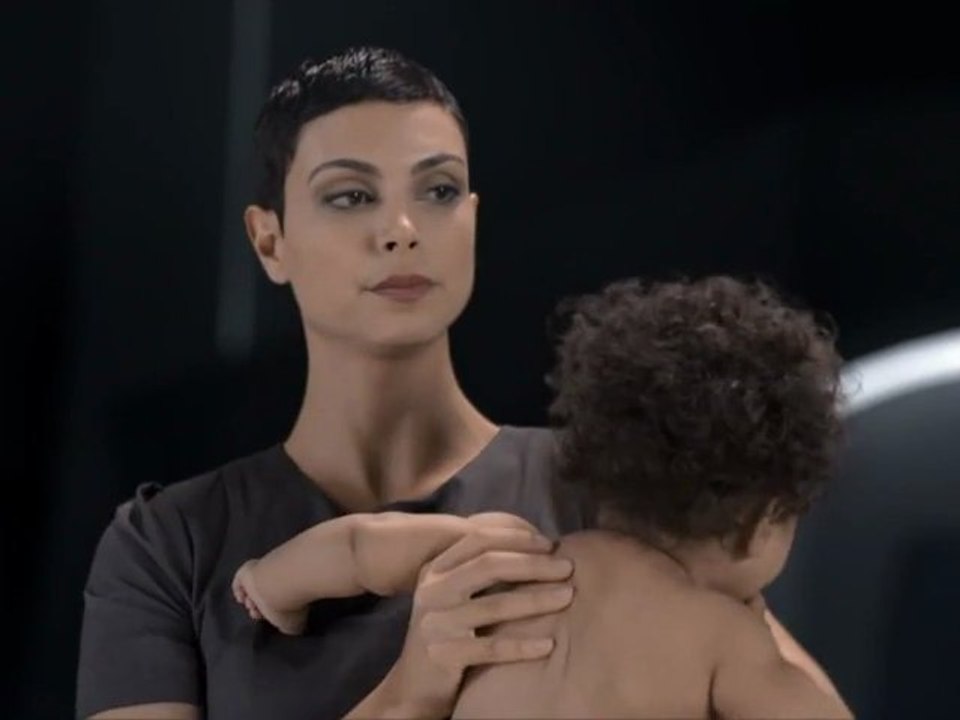 V(2009) Extrait 2x02 "Serpent's Tooth" #5