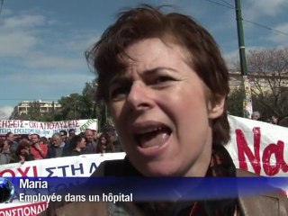 Les Grecs manifestent contre l'austérité