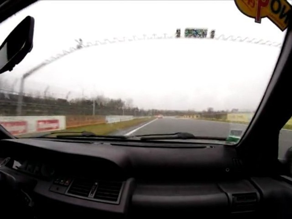 Nogaro 19022011 Jason Clio 16s