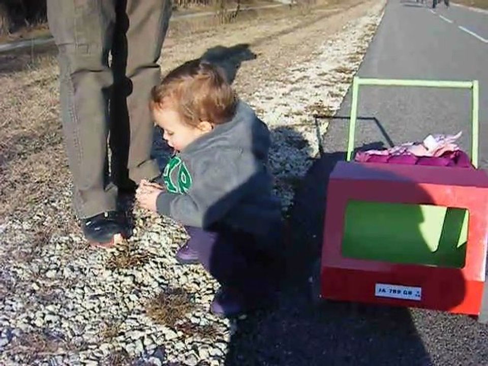 Justine et le camion fev 2011 n2