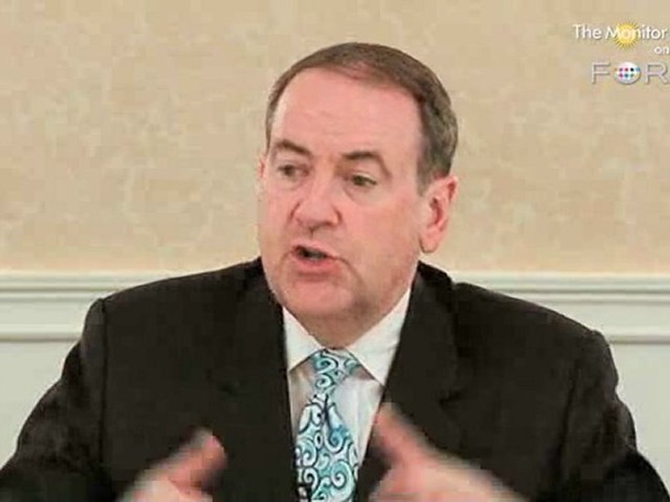 Huckabee Defends Michelle Obama's Anti-Obesity Campaign