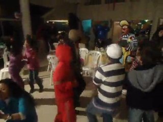 Baile en el cumple de Ponchito