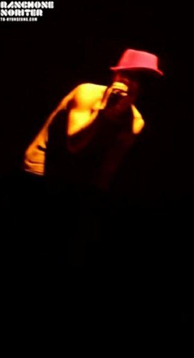 [FANCAM] HyunSeung Abs @ Welcome Back to BEAST Airline