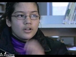 Niqab au volant: L'avis d'une ado (Essonne)