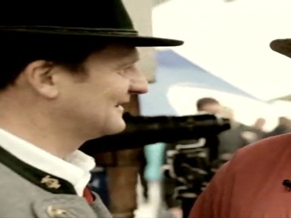 Blumentopf & Blaskapelle Münsing-Fenster zum Berg