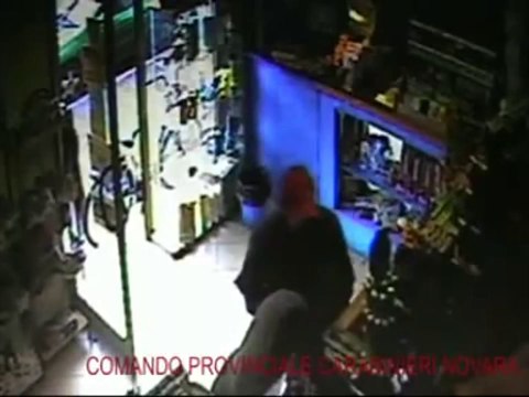 Novara - Rapina alla Tabaccheria Ferri