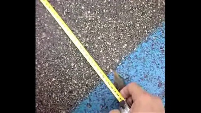 Aversa - Il Comune 'corregge' le strisce blu