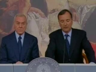 Afghanistan - Frattini sui 3 operatori di Emergency liberati