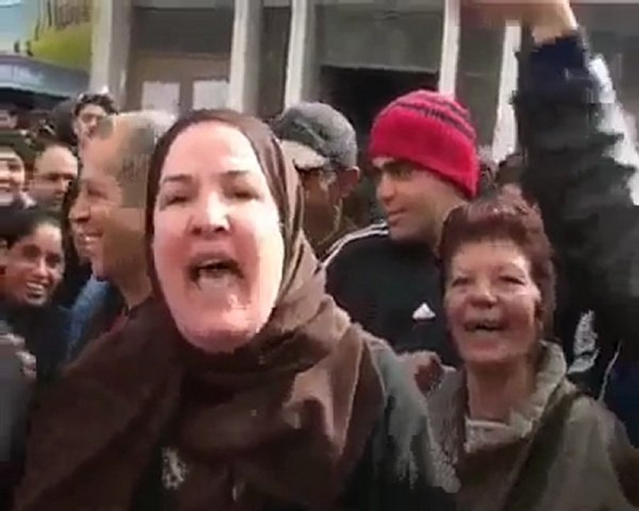 فتاة تطلب من الحكومة تزويجها