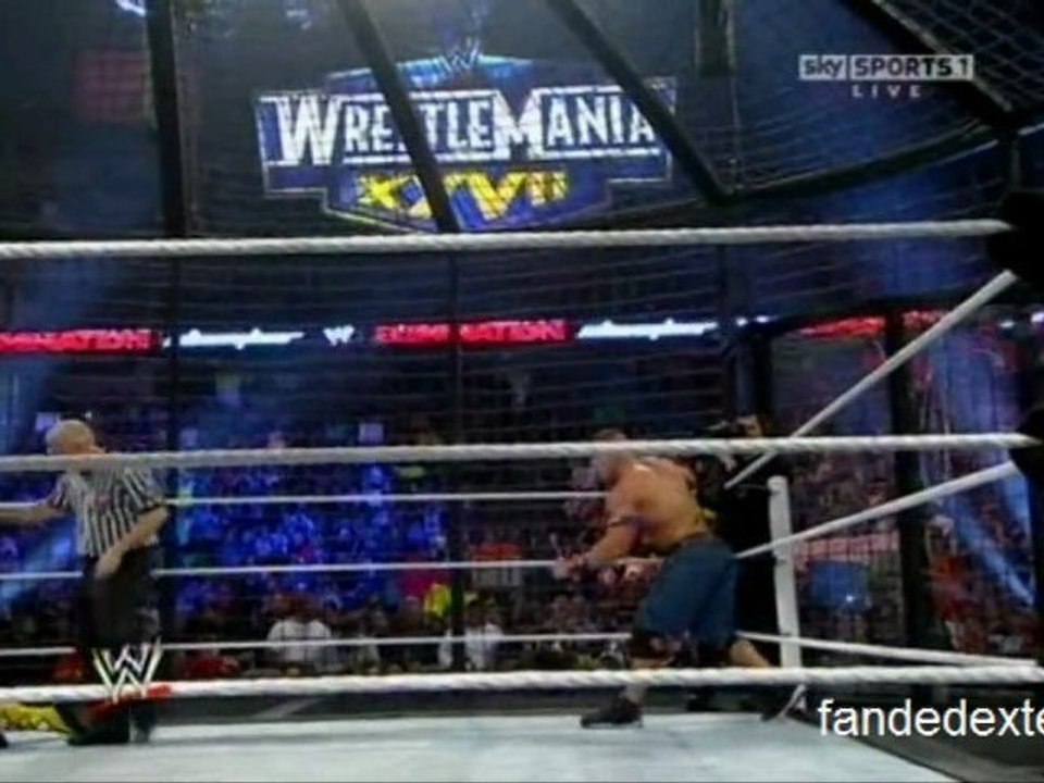Raw Elimination Chamber Match partie 3
