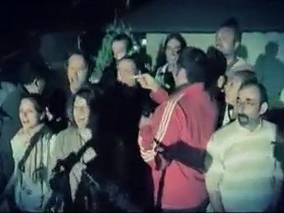 Ata Demirer - Al kızını koy çuvala...