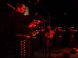 el mariachi loco en concert