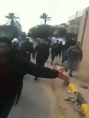 Les forces de l'ordre tirent sur les manifestants à Tripoli