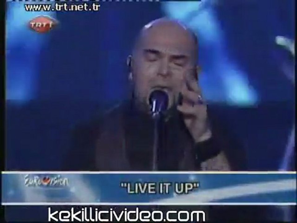 Yüksek Sadakat Live it Up Eurovision Şarkısı 2011
