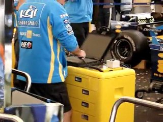 God Save The Queen (on a Renault F1 V10!)