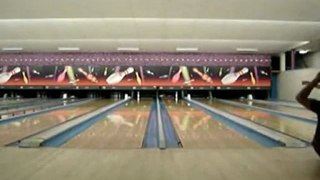 2lane bowling trick