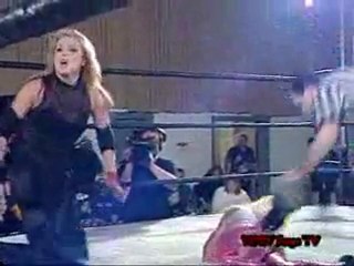 Talia vs Krissy Vaine