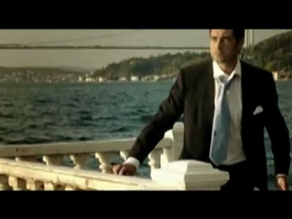 ALİ ATEŞ-BENİ HİÇ SEVMEDİN Kİ (YENİ.YENİ.YENİ)