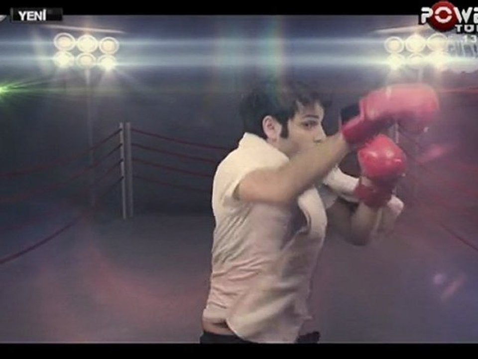 Ziynet Sali Bize Yeter  [2011 Video Klip By Yigitcan]