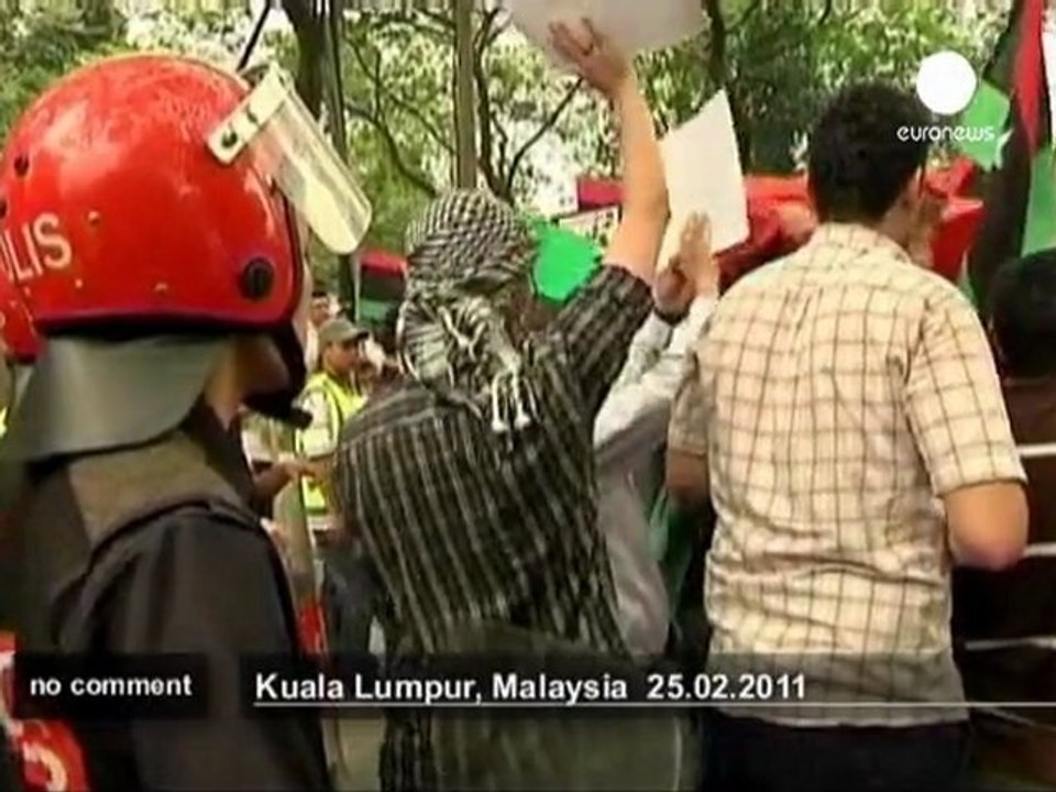 Protesters demonstrate against Gaddafi in Asia - no comment