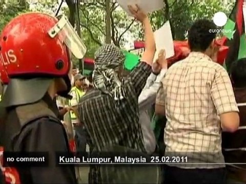 Manifestations anti-Kadhafi en Asie - no comment