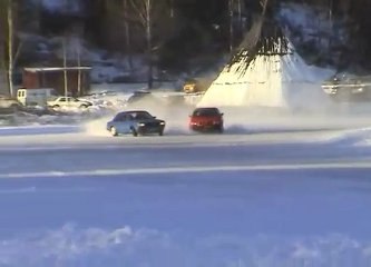 Glisse sur lac gelé