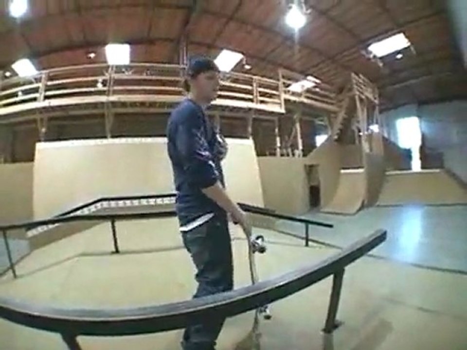 how to frontside board slide