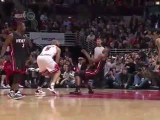 Chris Bosh Flop vs. Bulls, February 24, 2011