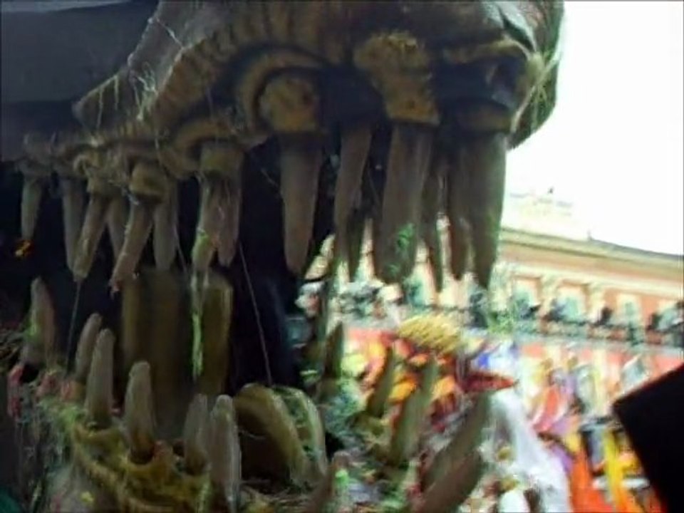 a nice un dinosaure s'est échappé de jurassic park