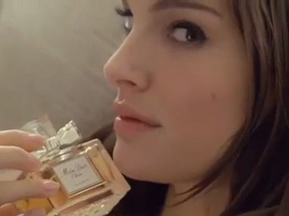 pub Christian Dior Miss Dior Chérie Portman 2011