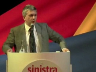 Vendola - Berlusconi ultima voce contro Gheddafi