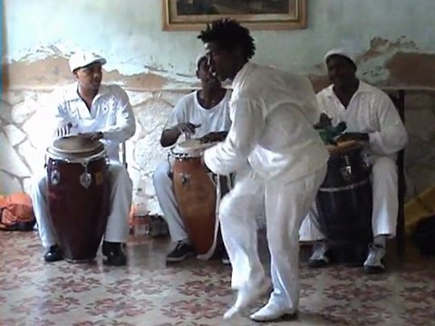 WWW.DANSACUBA.COM JOHNSON PROFESSEUR DE RUMBA ET AFRO