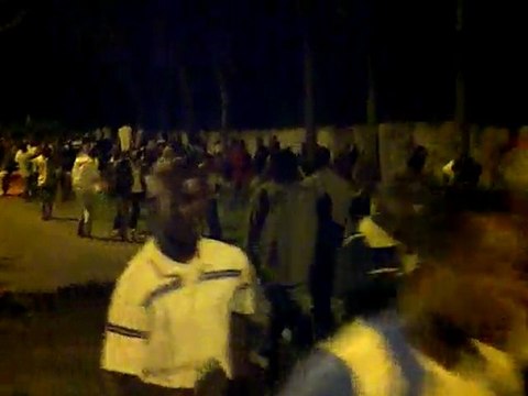 GBAGBO soutenu par les ivoiriens, le Pr de cote d'ivoire 1