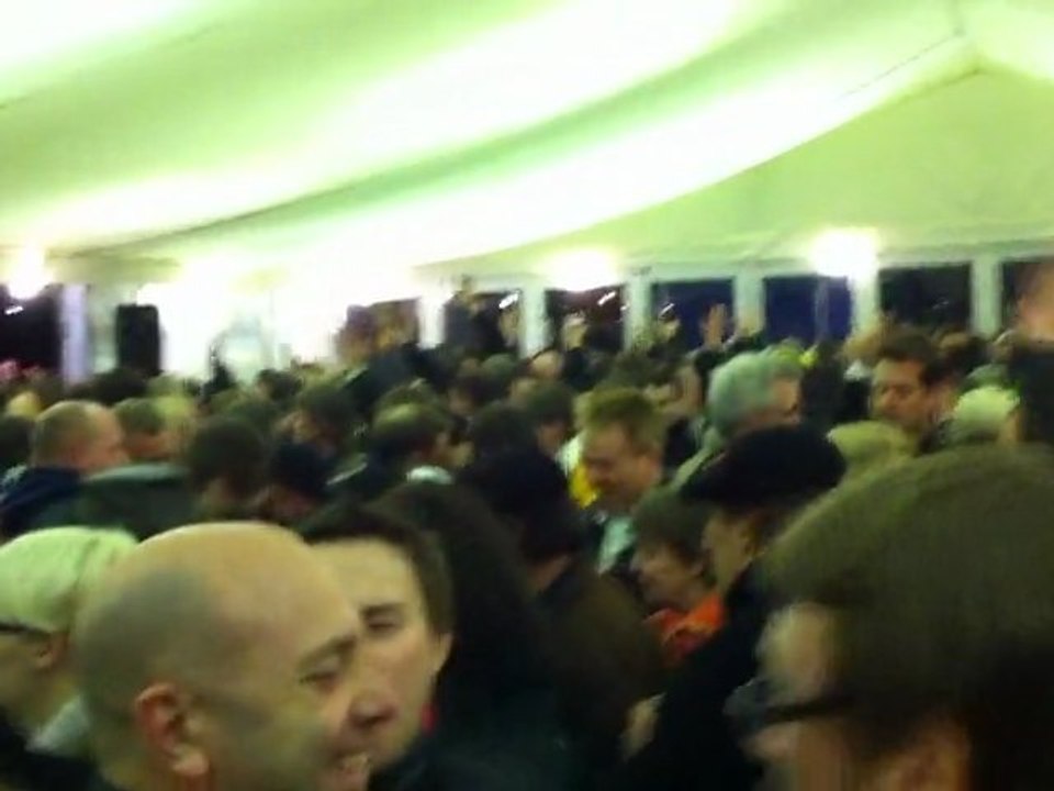 L'ambiance dans le pub, après Angletere - France