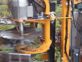 Matériel PELLENC - 2/2 - machine (taille rase de la vigne)