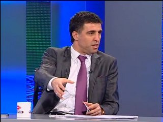 Hakan Şükür: Galatasaray'ı Fenerbahçe şampiyonluğu kurtarır